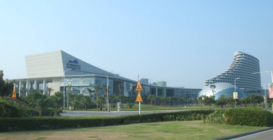 ׯ�й����н�Ļǽ���̵����Ź��ʼ�������ӭ����ש���ҷ��